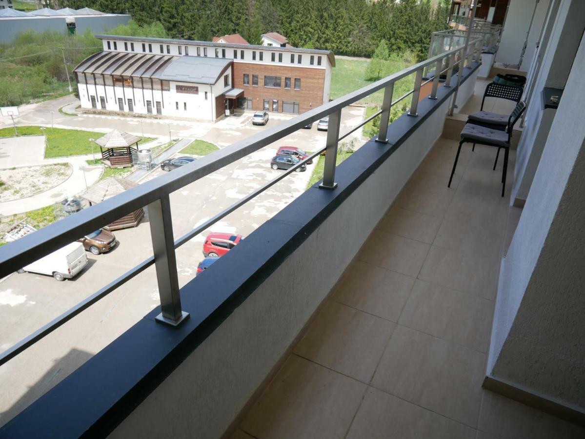 Апартаменты Riky Apart Mountain View Синая Экстерьер фото